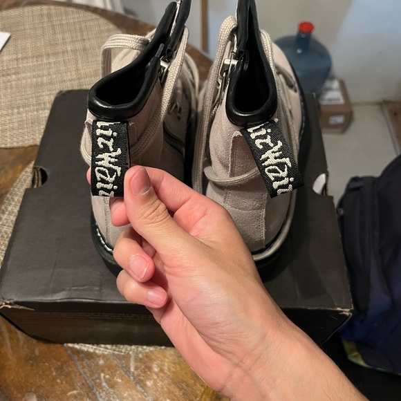 Doc Marten boots with unique lacing - Picture 3 of 6